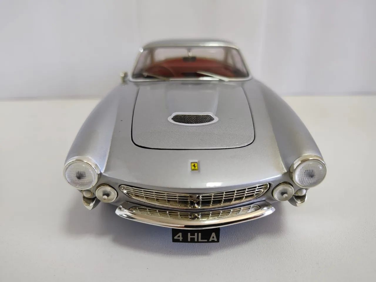 Miniatura Ferrari 250 GT Berlinetta Lusso 1/18 - Hobbies e