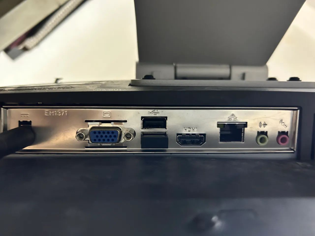 Computador All In One CCE 24" + Teclado e Mouse Sem Fio Novos - Foto 4