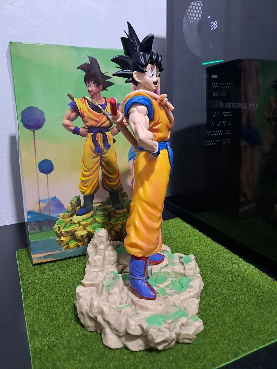 Action Figure Dragon Ball Z - Goku 30cm - Foto 5