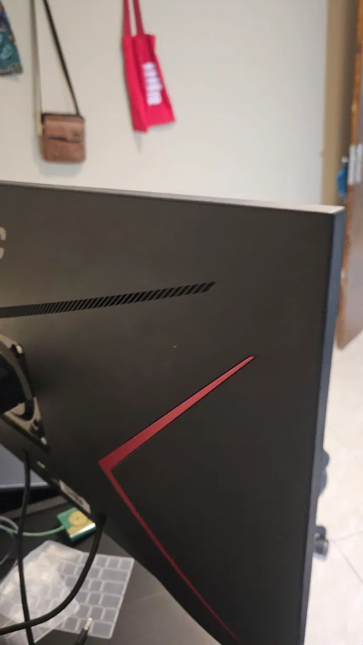 Monitor AOC Sniper 27" IPS 75Hz 1ms  - Foto 4