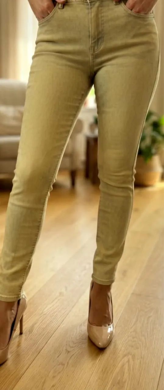 Calça da Calzedonia