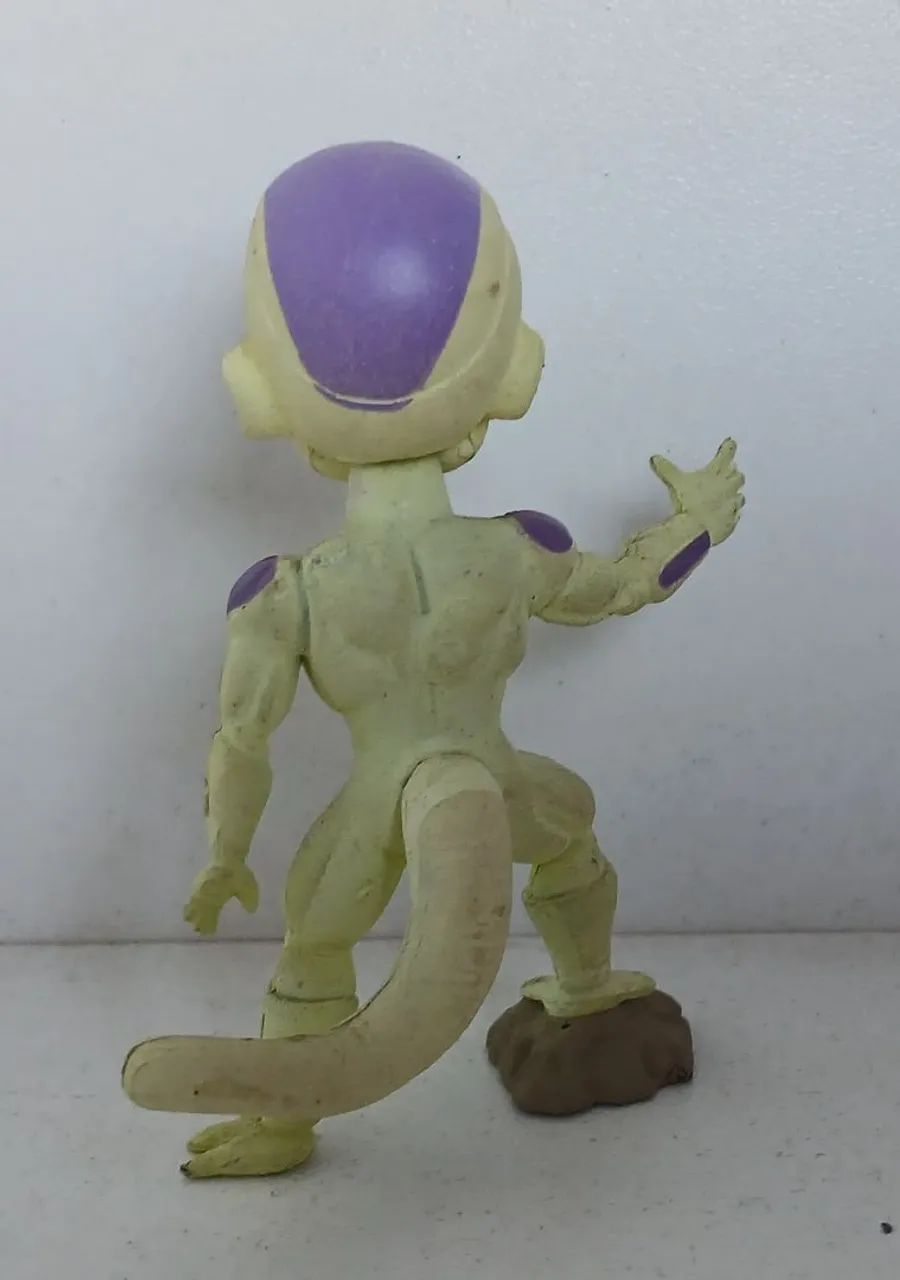 BONECO ACTION FIGURE MINIATURA DRAGON BALL FREEZA - Foto 2
