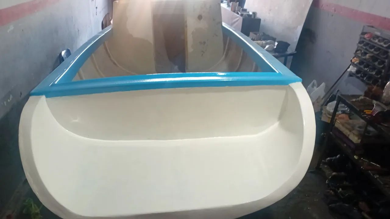 Barco novo  todo fibra.baixei pra vender logo.  - Foto 4