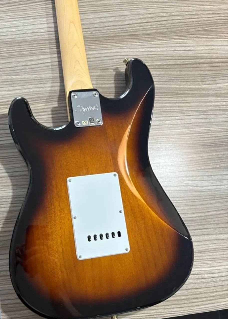 Guitarra Squier Stratocaster SSS Affinity Series - Foto 4
