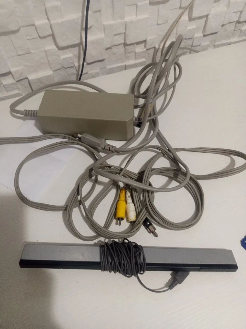 Nintendo Wii desbloqueado completo com cabos, pendrive e cartão de memória jogo fisico  - Foto 2
