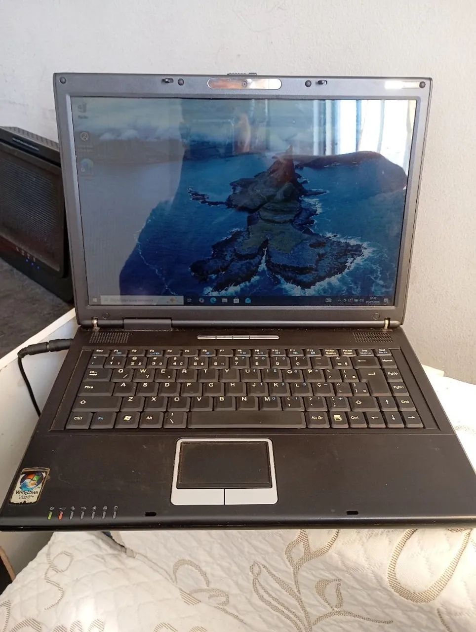 Vende-se notebook 