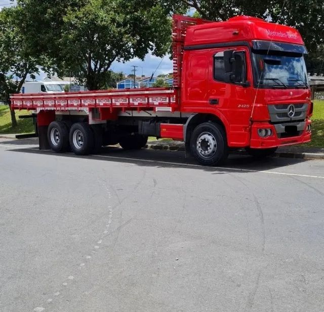 mb atego 2425 6x2 2011 - Foto 3