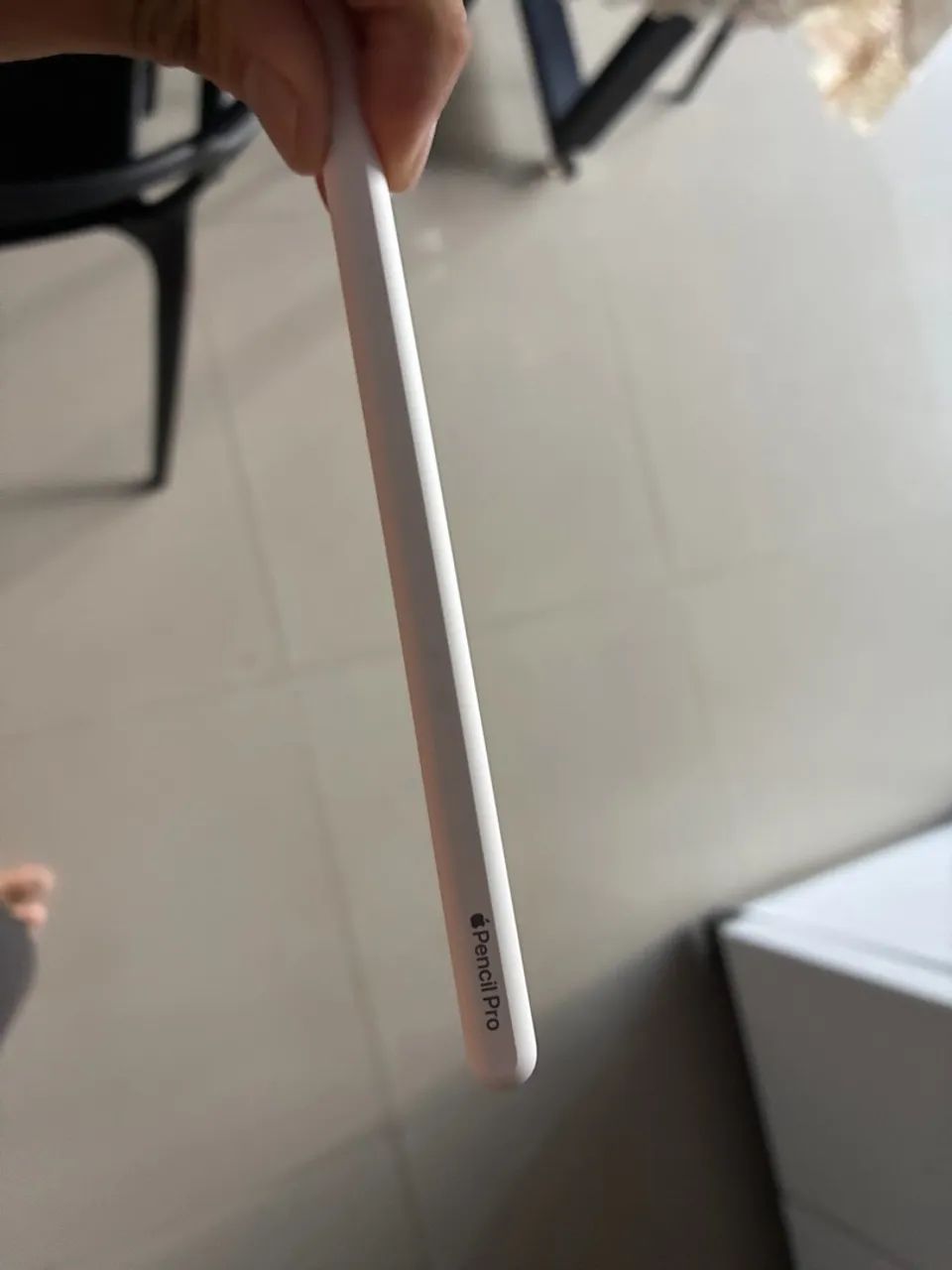 Apple Pencil Pro seminova com capa - Foto 2