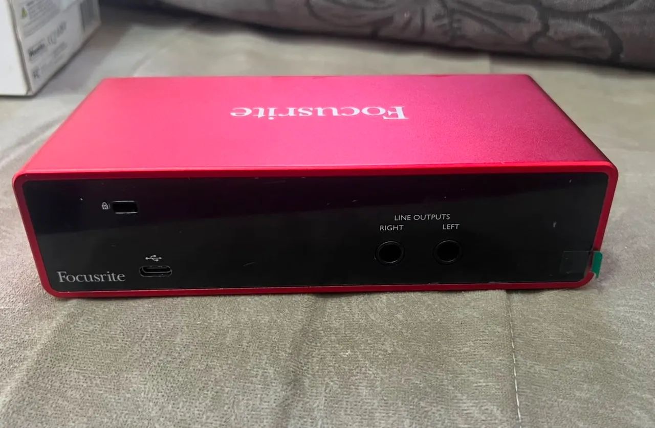 INTERFACE FOCUSRITE SCARLLET2i2 - Foto 3