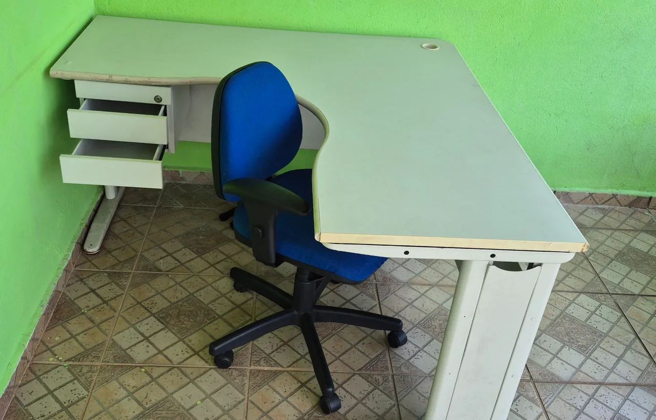 Mesa de  escritório + Cadeira Giratória  - Foto 2