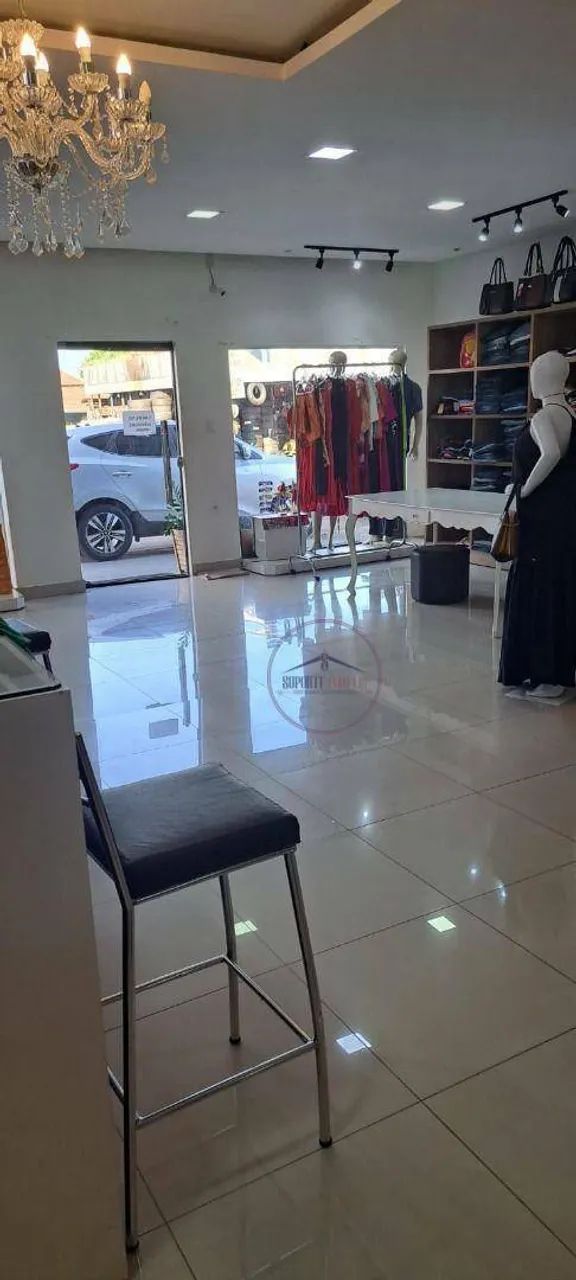 Imóvel comercial à venda que inclui uma residência e um ponto comercial. - Foto 2