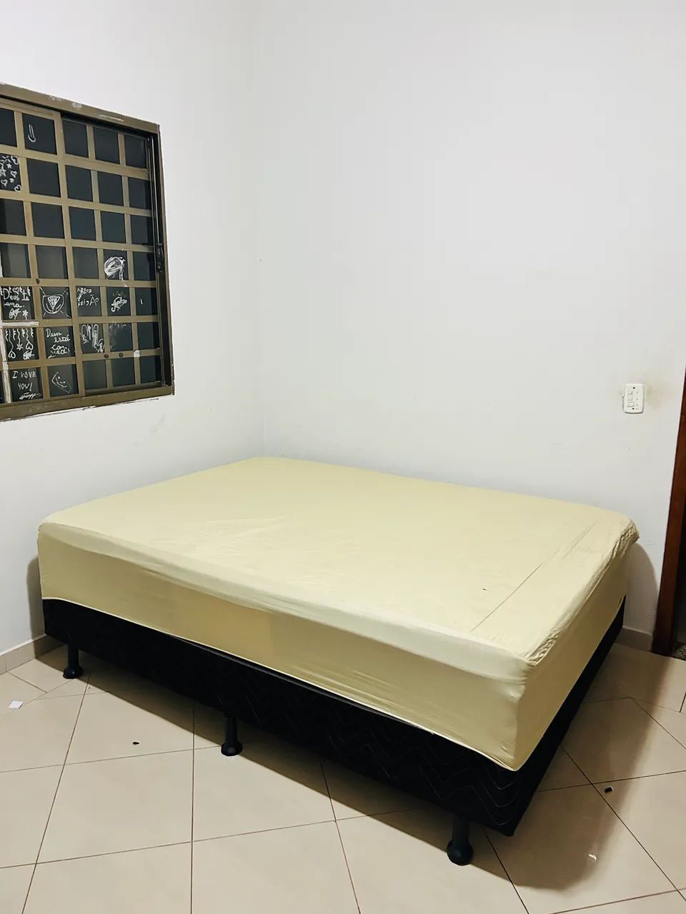 Cama box casal (acompanha capa impermeável) - Foto 2
