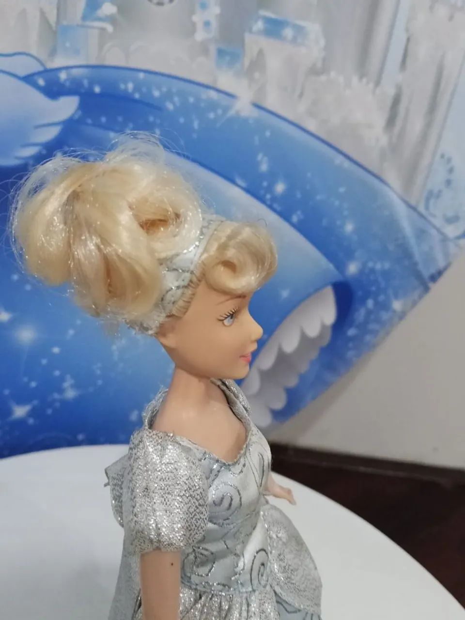 Boneca Cinderela, coleção Princesas - Foto 3