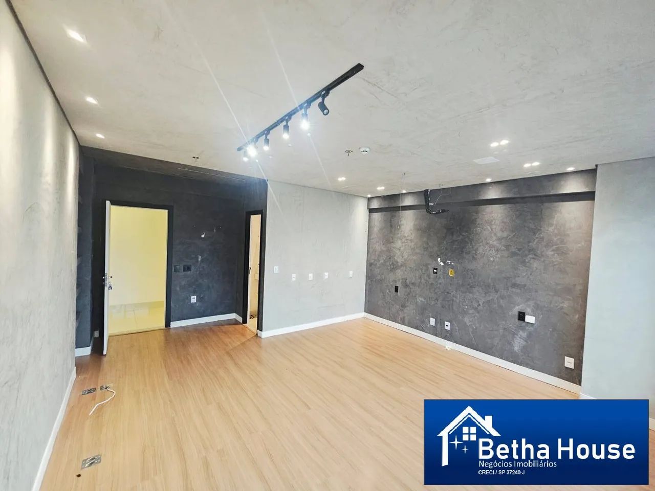 Sala Comercial com 36 m² Para Locação Em Alphaville - Foto 2