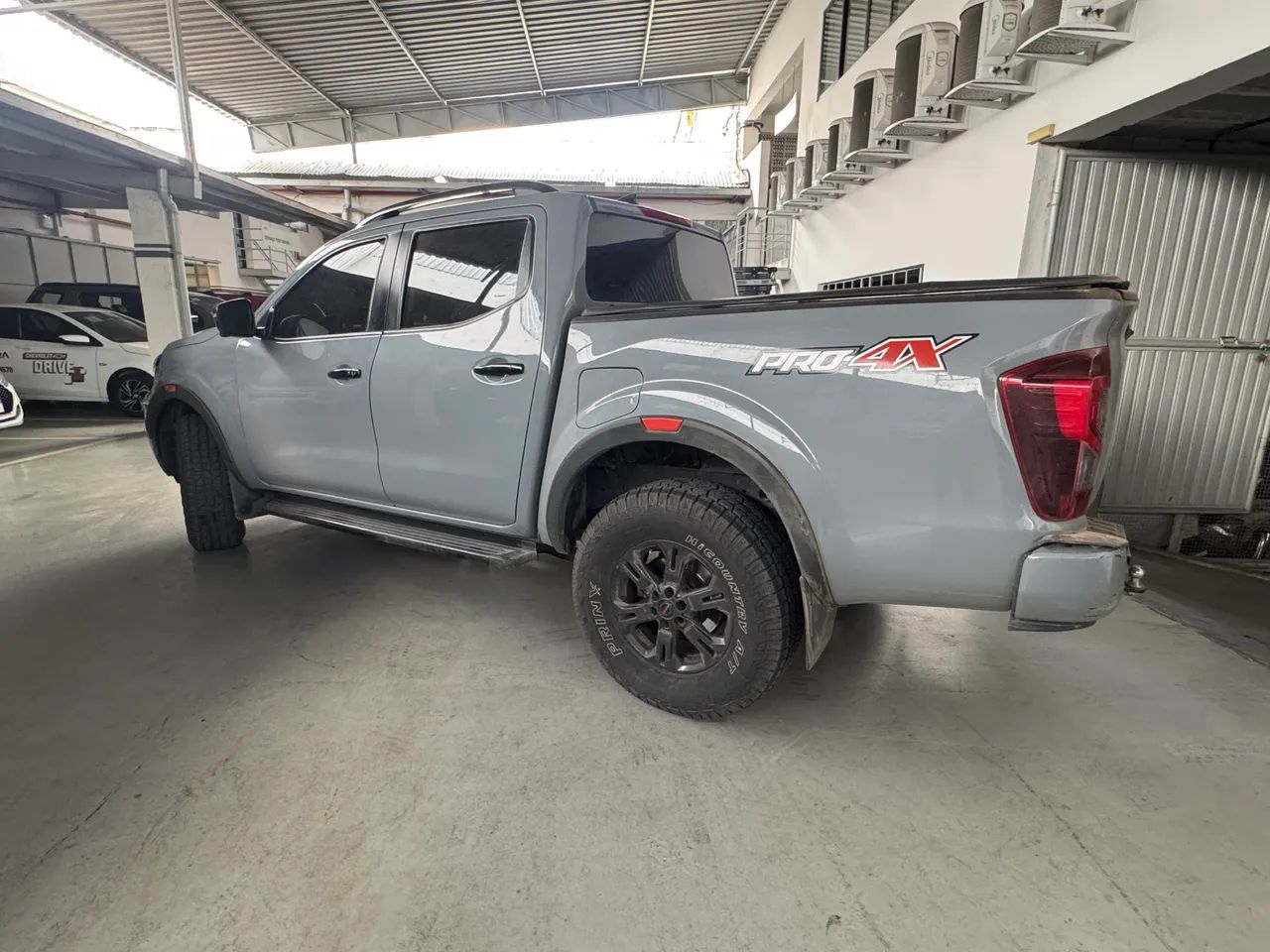 Nissan Frontier Pro4x CD 4X4 2.3 Bi-TB Die. AUT 2023 - Foto 5