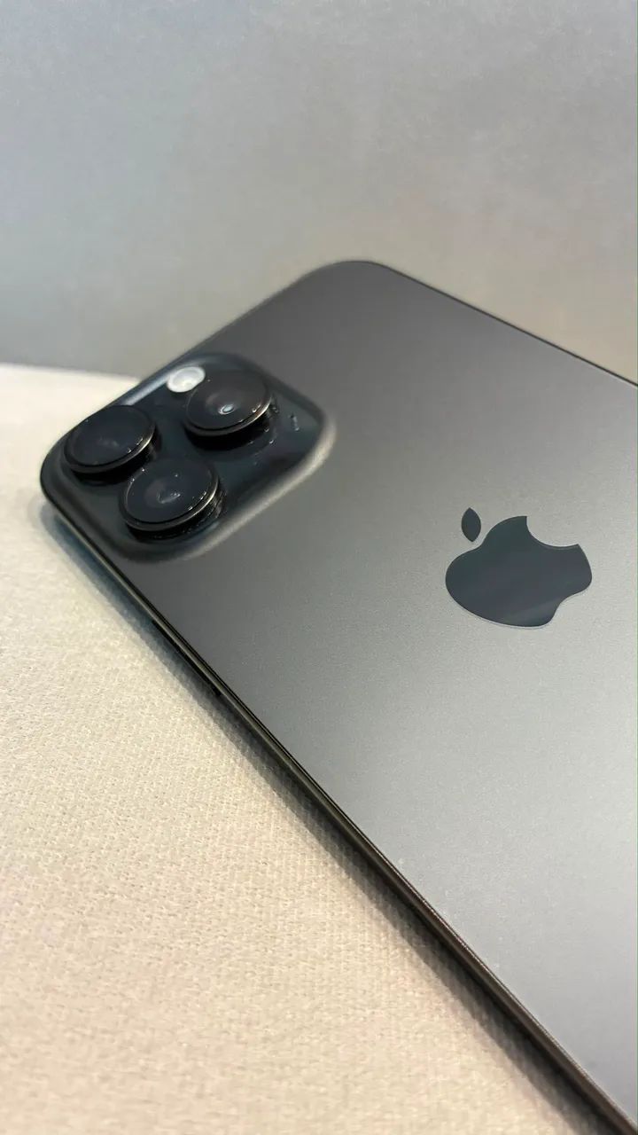iPhone 16 Pro Max- Preto Titânio  - Foto 4