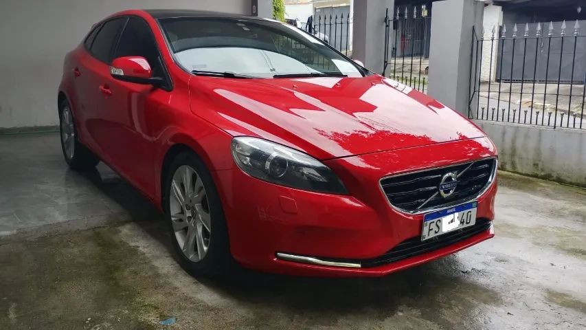 Volvo V40 2013