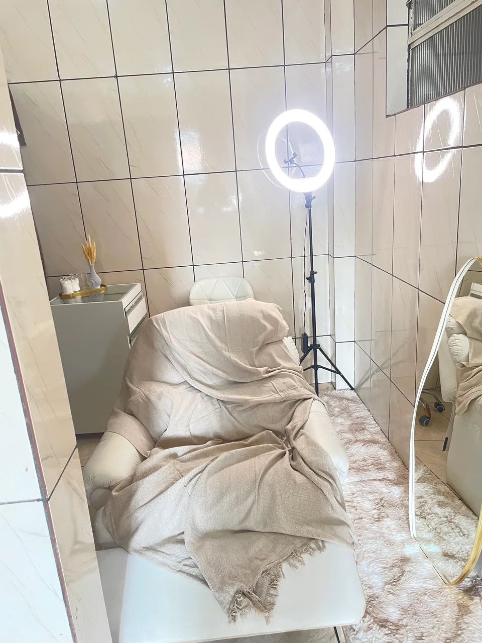 Poltrona estética para cílios e sobrancelhas 