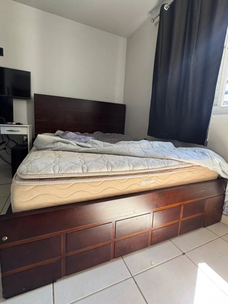 Cama de madeira casal grande  - Foto 2