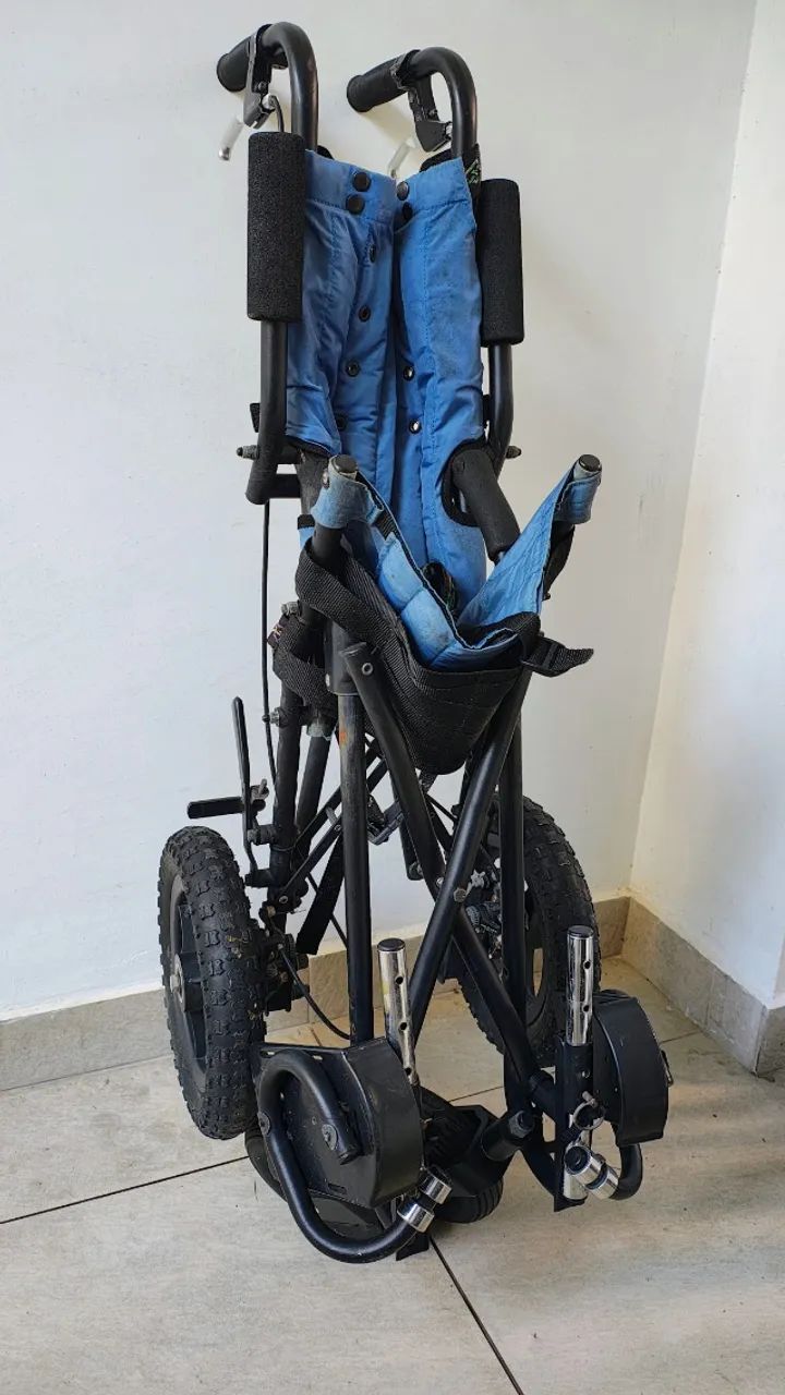 Carrinho postural pediátrico de alta performance Convaid Cruiser Scout(importado) - Foto 3