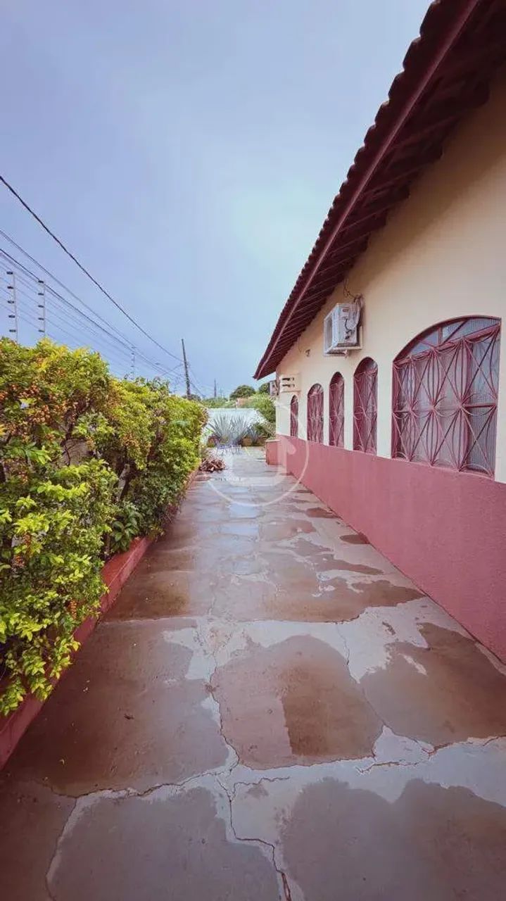 CASA TERREA COM SOBRA DE TERRENO - Foto 5