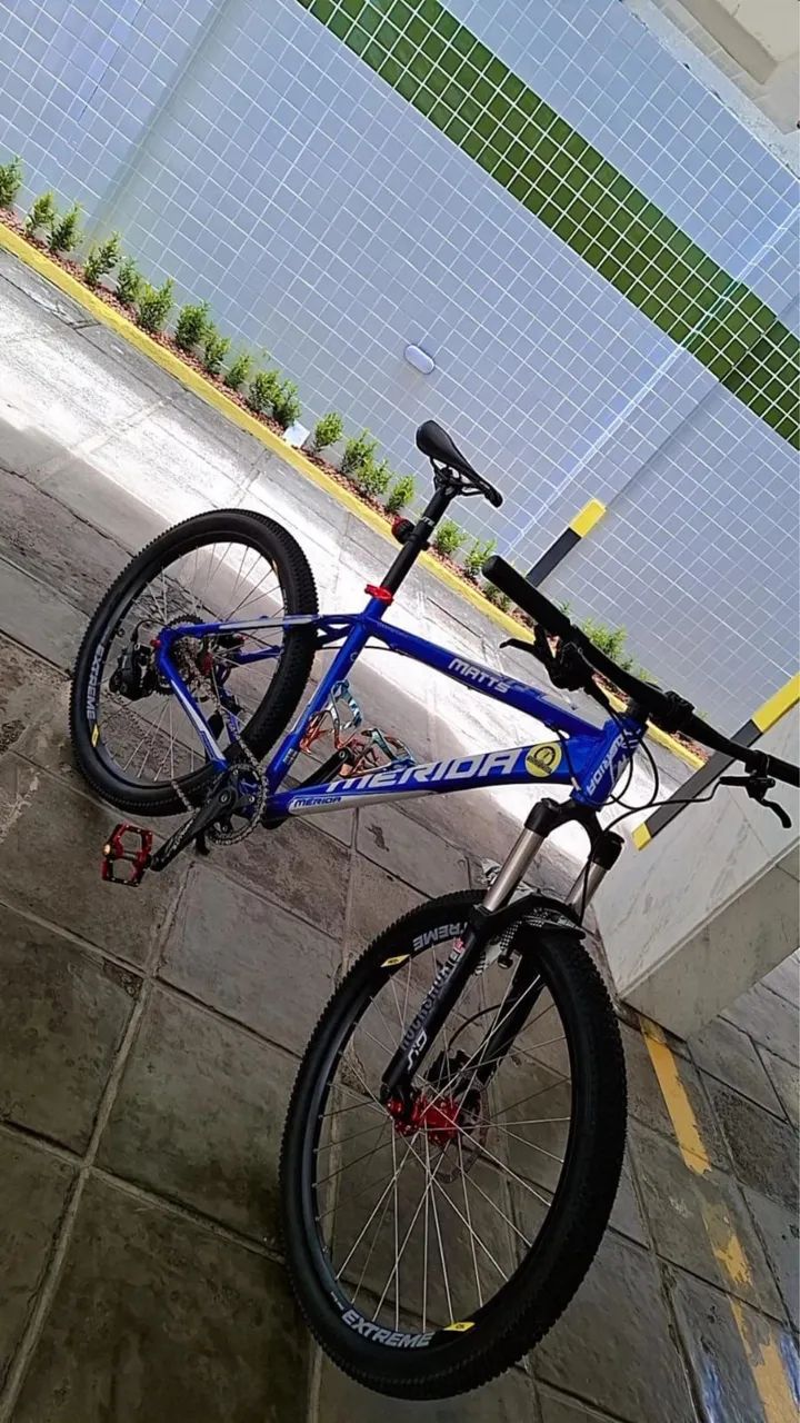 Uma bike aro 26