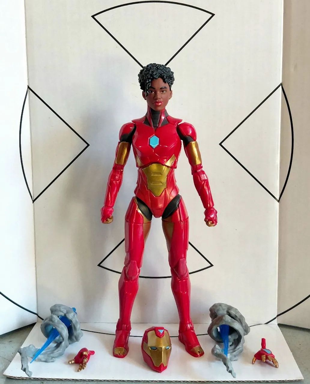 Lote 4 Figures Femininas Originais - Foto 3