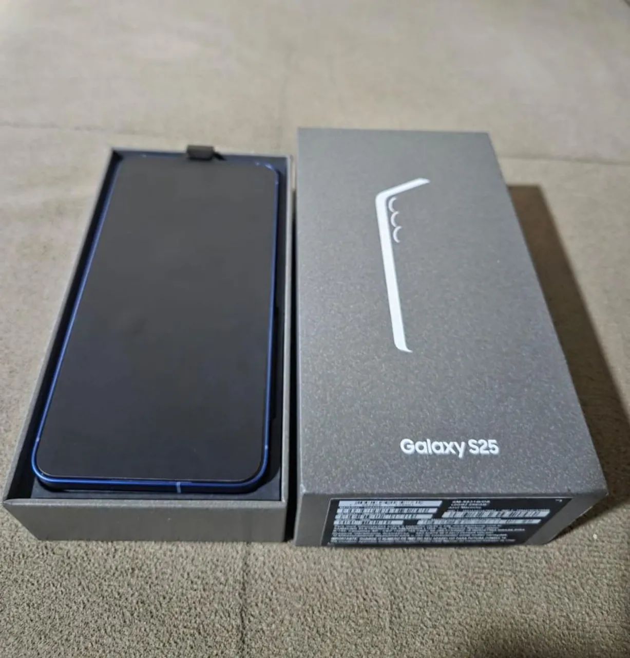 Samsung Galaxy S25 256gb zero