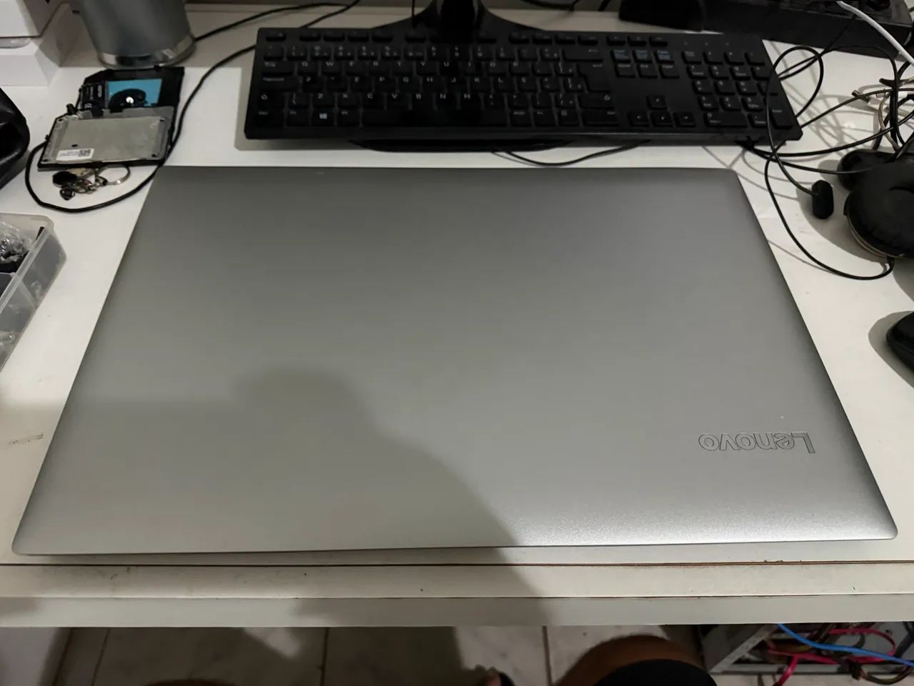 Notebook Lenovo i7 8geracao tela 17?