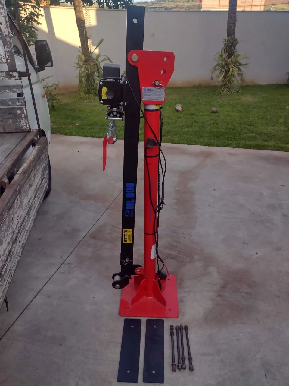 Guincho elétrico tipo grua