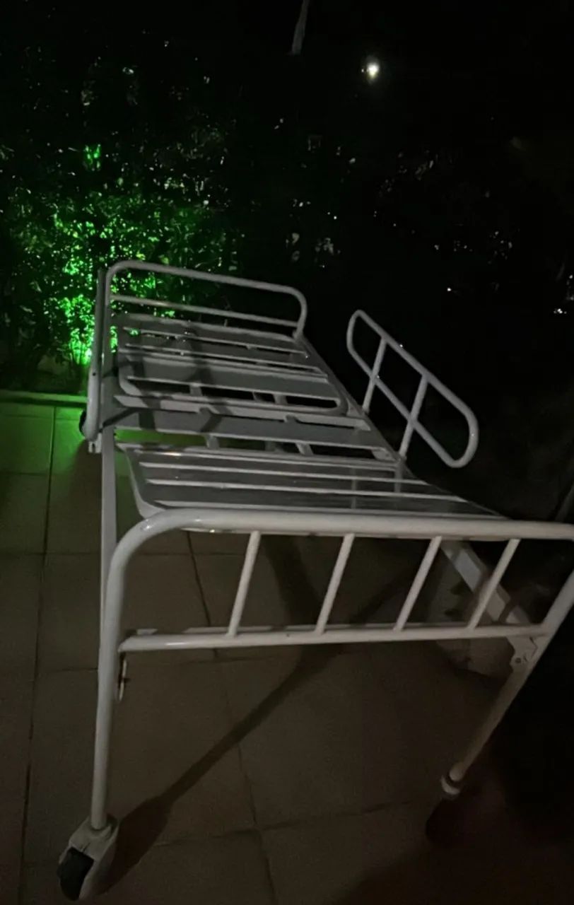 Cama hospitalar 