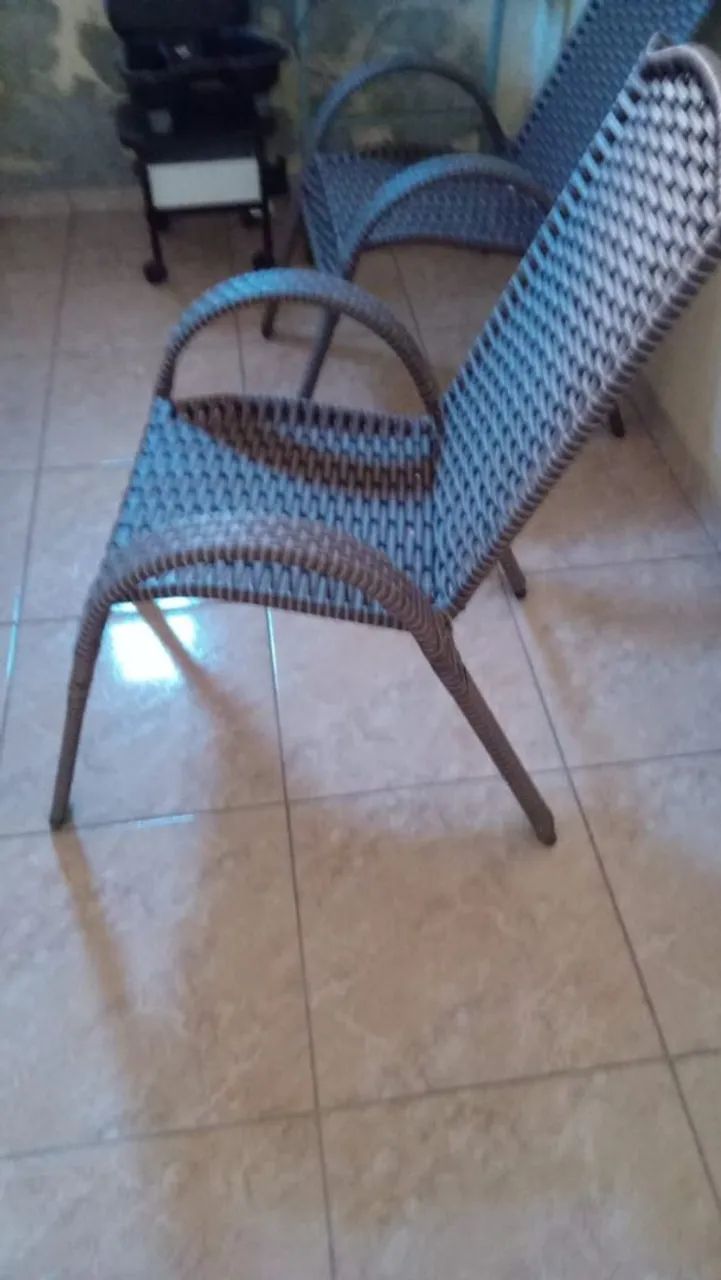 Conjunto de cadeiras semi novo  - Foto 5
