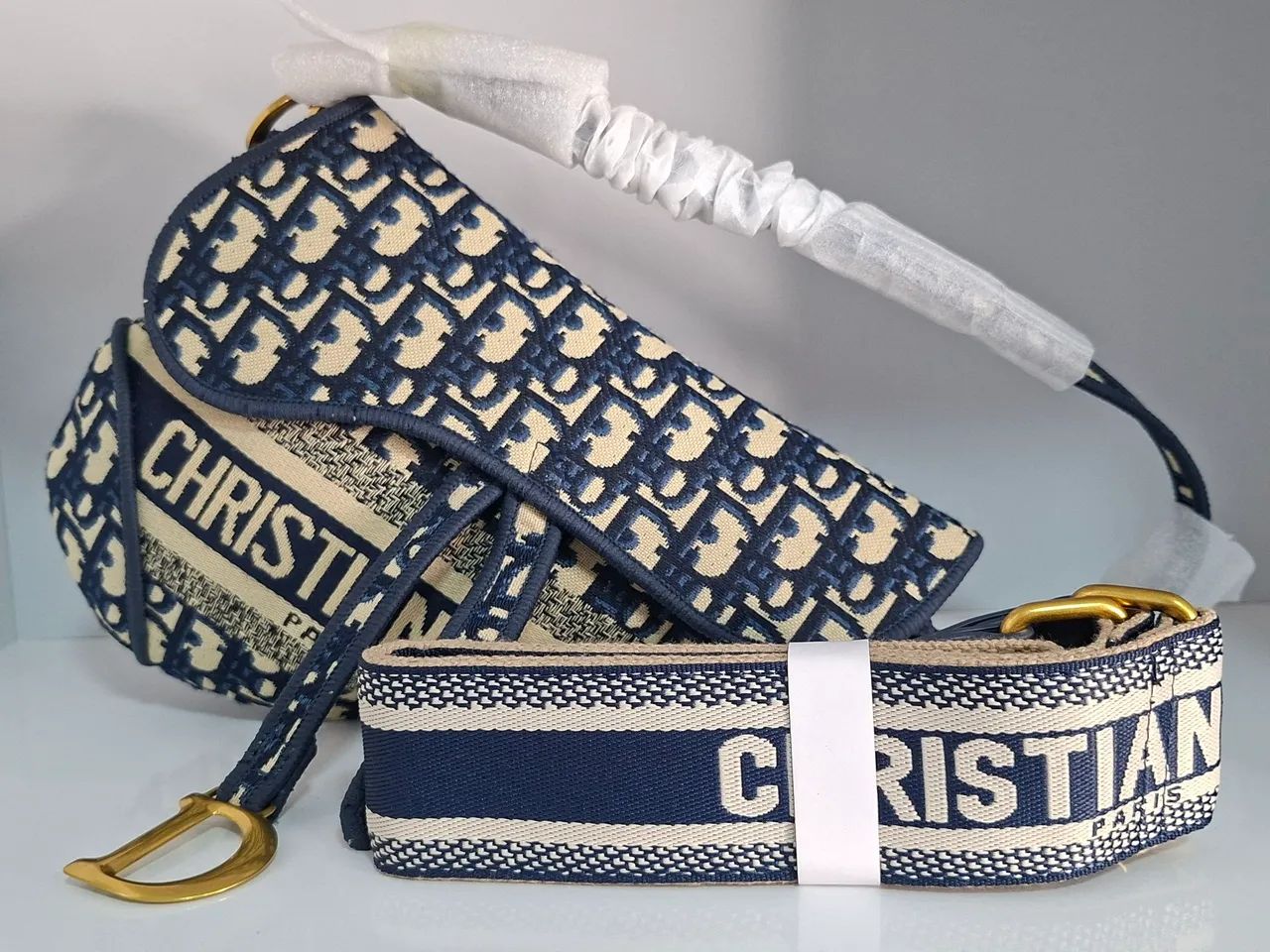 Bolsa Christian Dior Bordada  - Foto 2