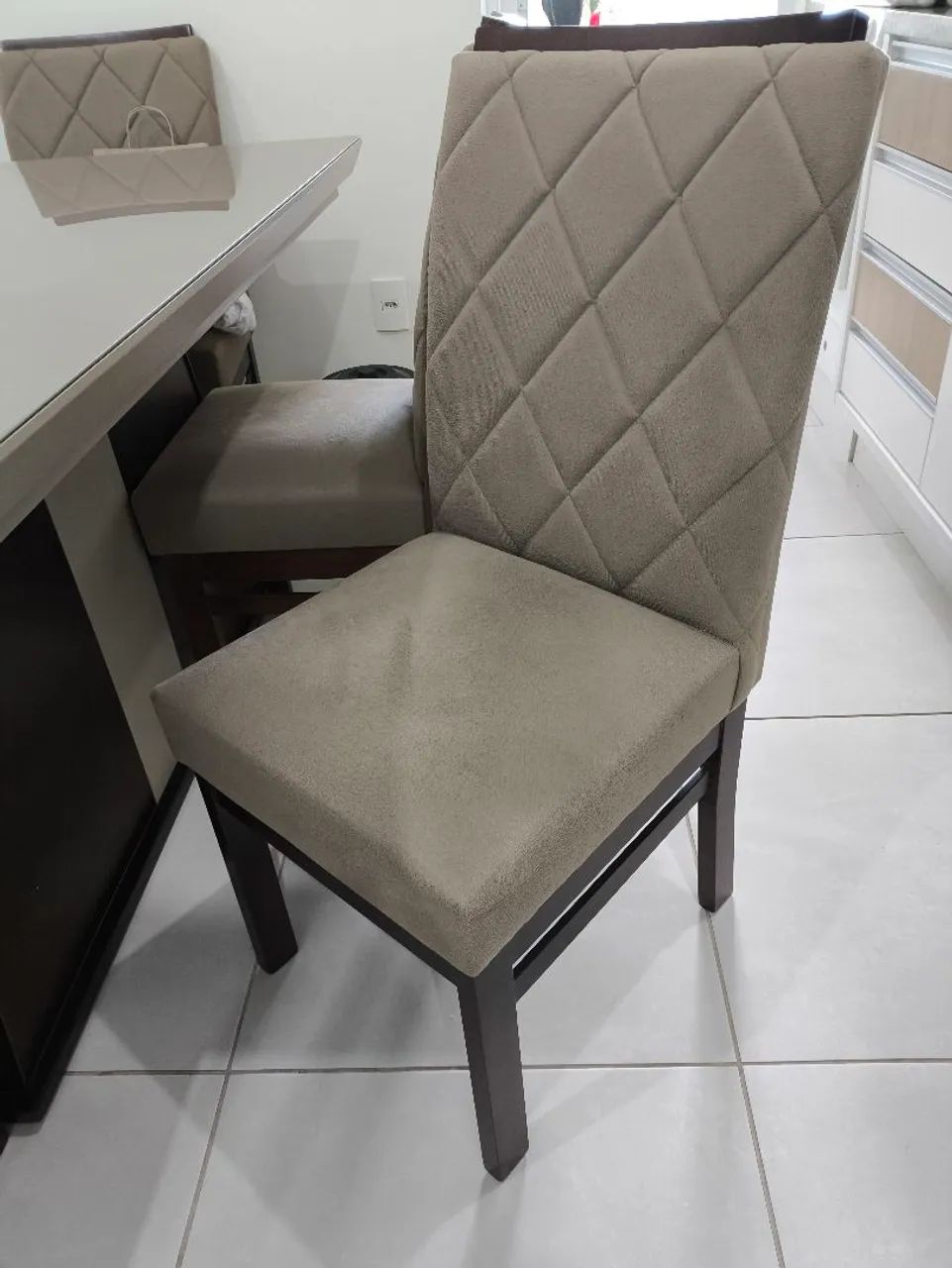 Mesa com 6 cadeiras - Foto 4