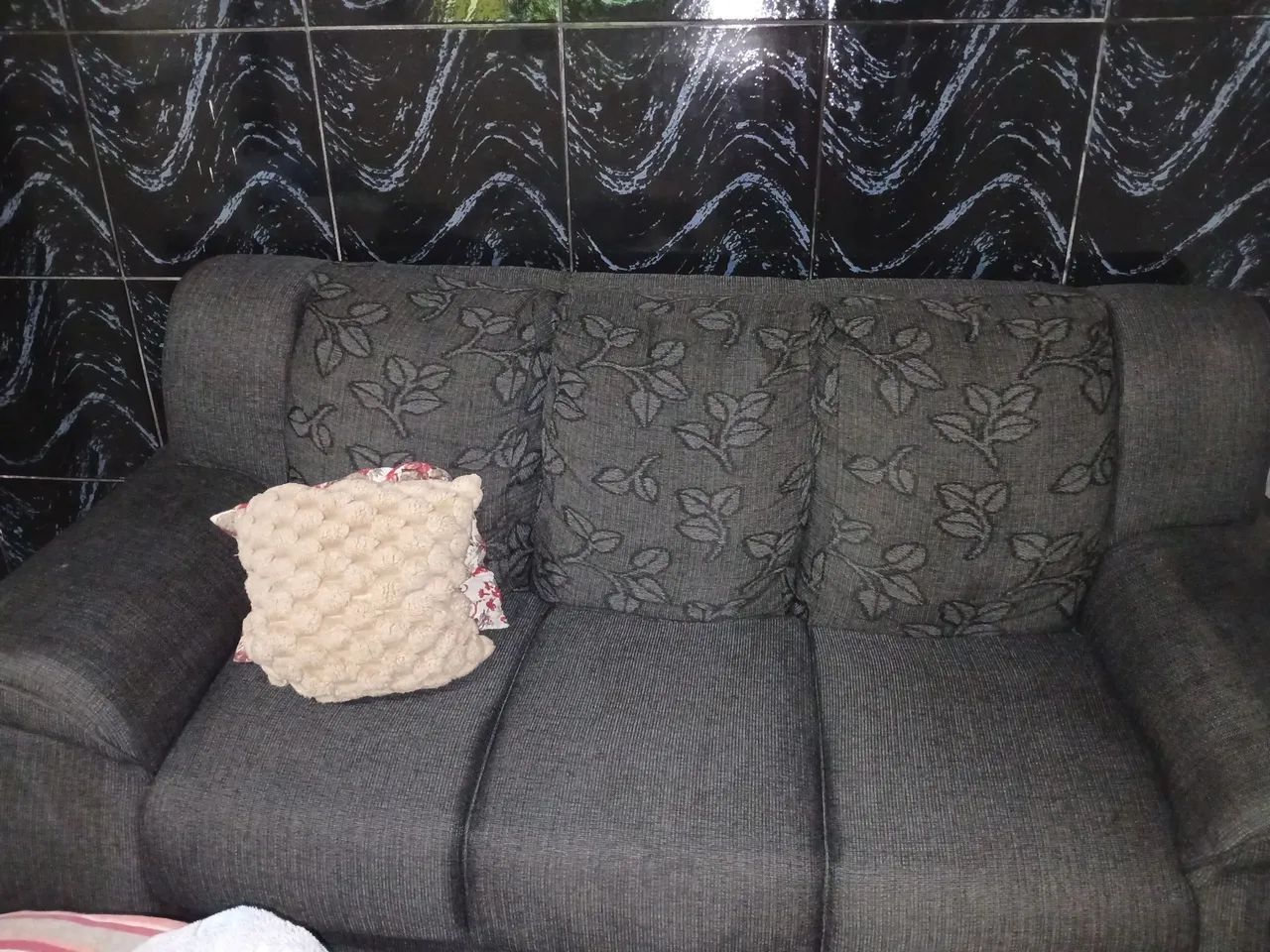 Sofa lindo e confortável  - Foto 3