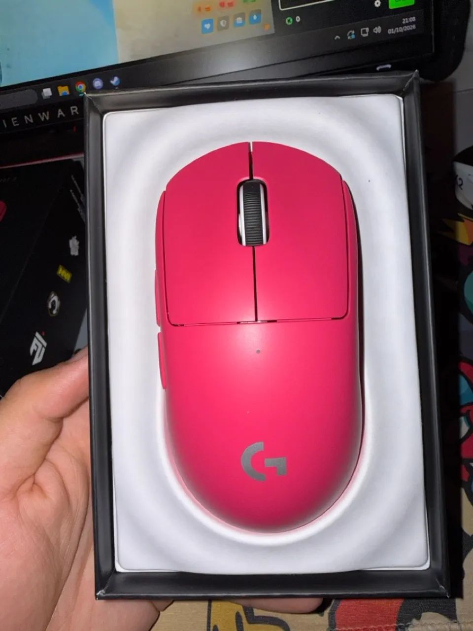 Mouse gamer Logitech GPRO Superlight 2 ROSA - Foto 2