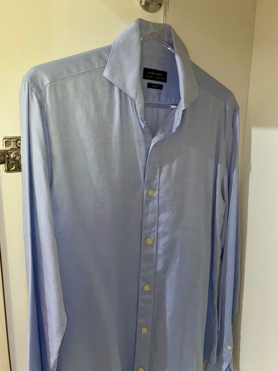 Camisas sociais: Dlt, Ad life style, Dudalina, Zara e Blinclass. Todas P - Foto 4