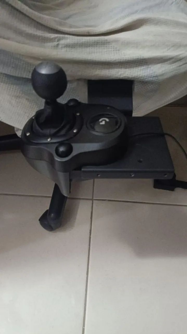 Volante logitech g29 com cookpit - Foto 4