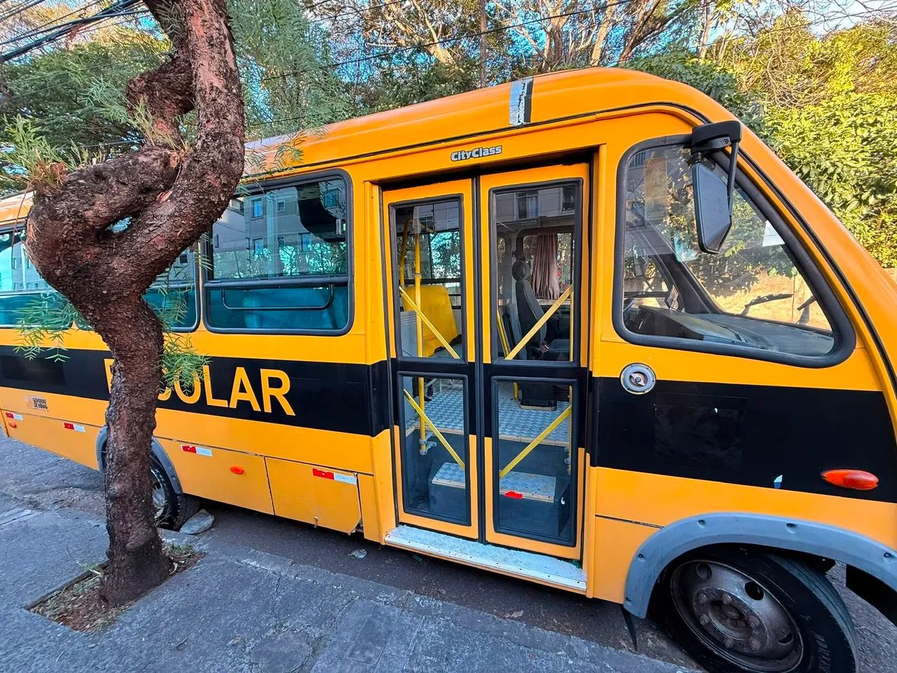 Vende se micro ônibus  - Foto 2