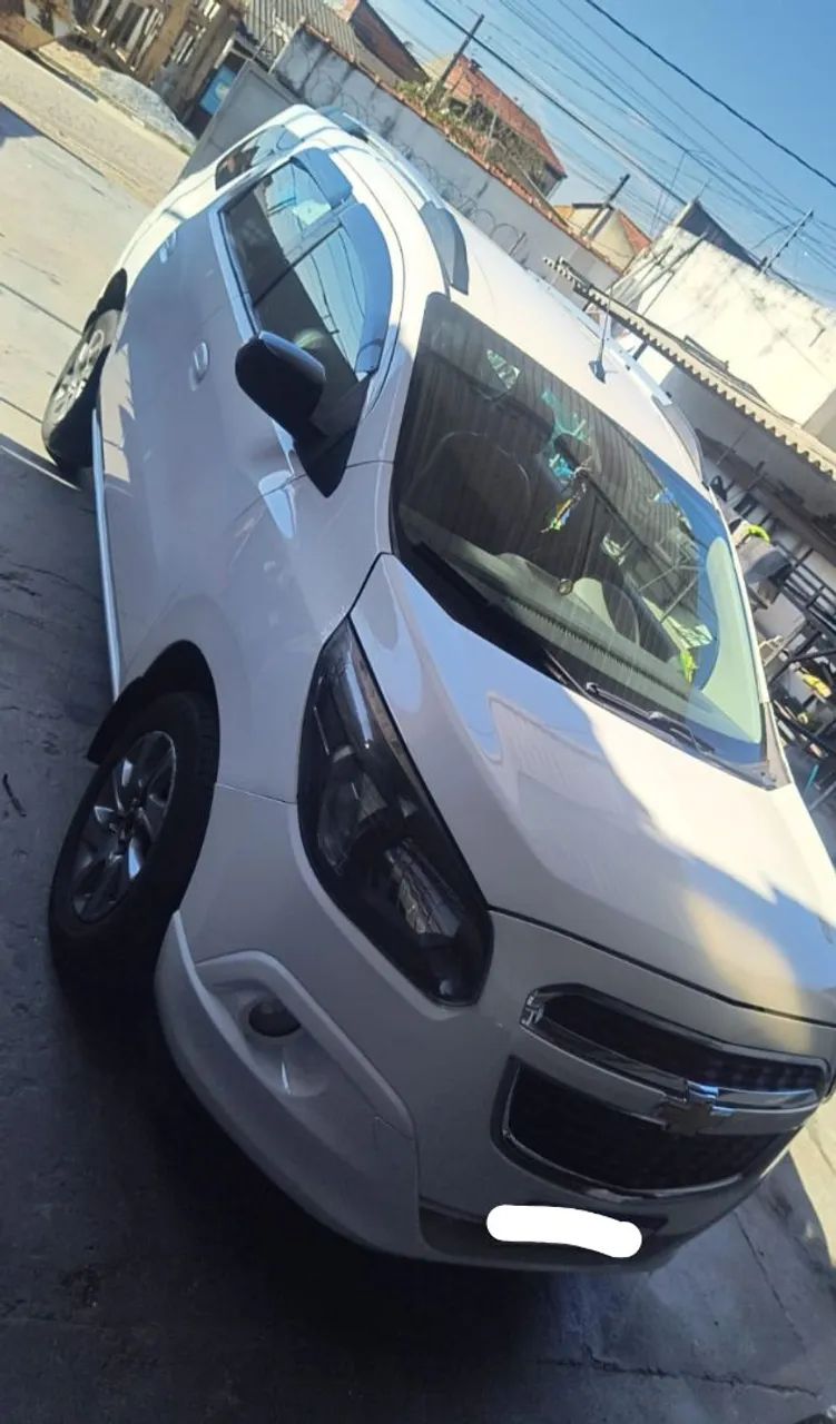 Chevrolet Spin SPIN ADVANTAGE 1.8 8V Econo.Flex 5p Aut. 2017