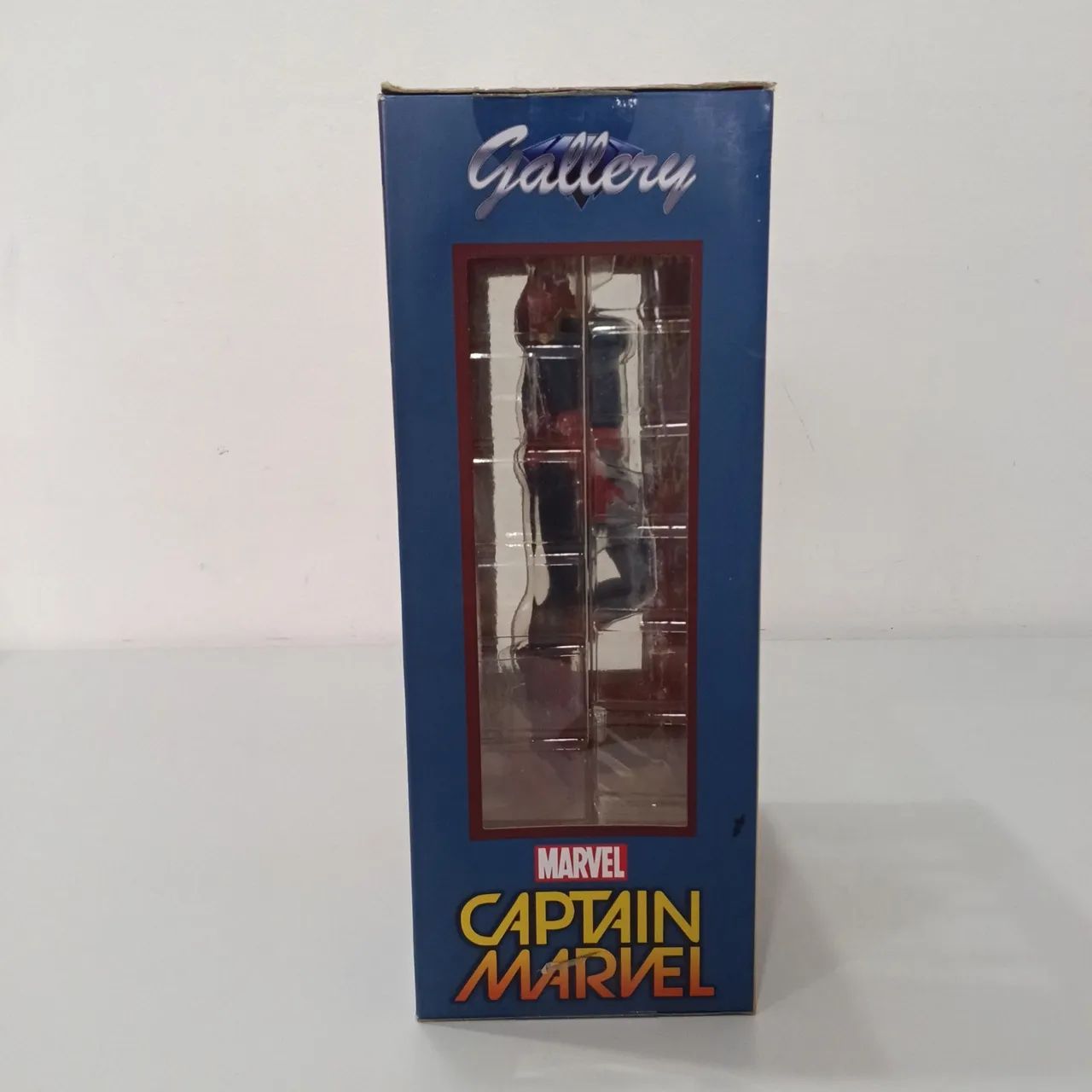Vendo Captain Marvel Marvel Gallery PVC Diorama Semi novo  - Foto 4