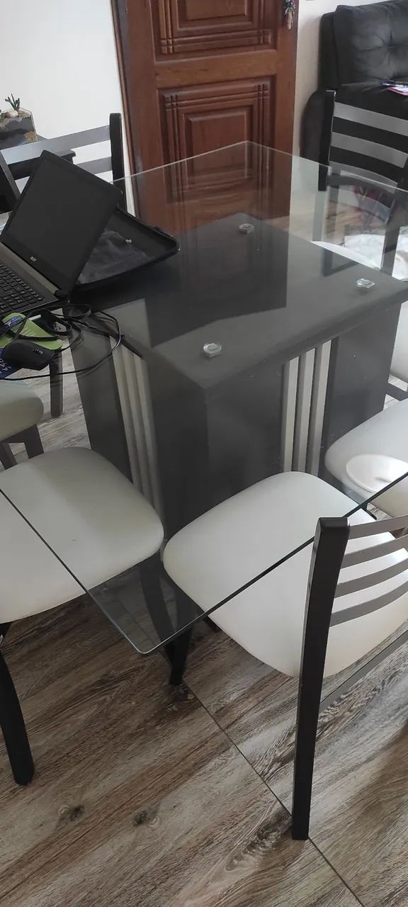 Mesa com 7 cadeira  - Foto 2