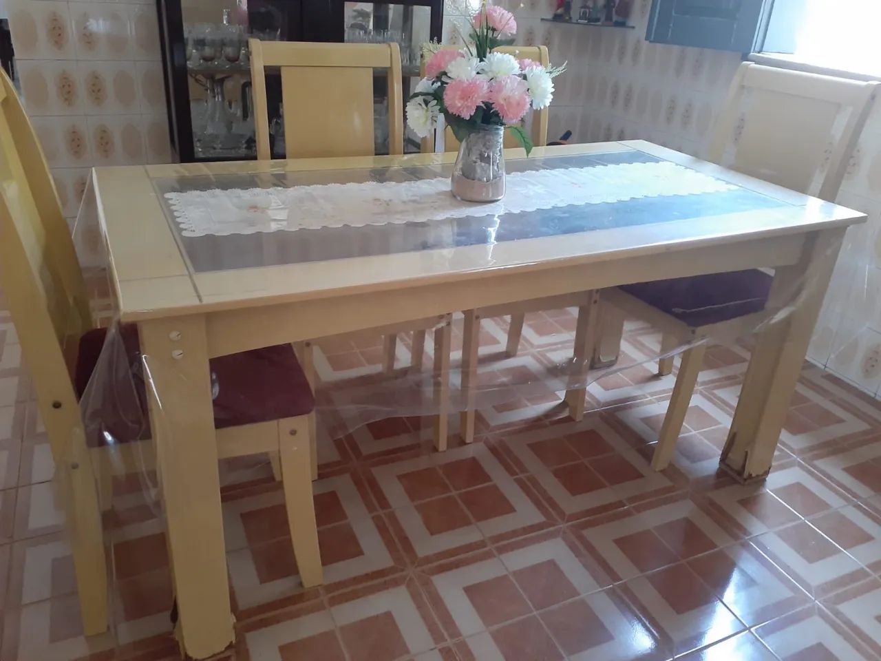 Mesa com 6 cadeiras  - Foto 4
