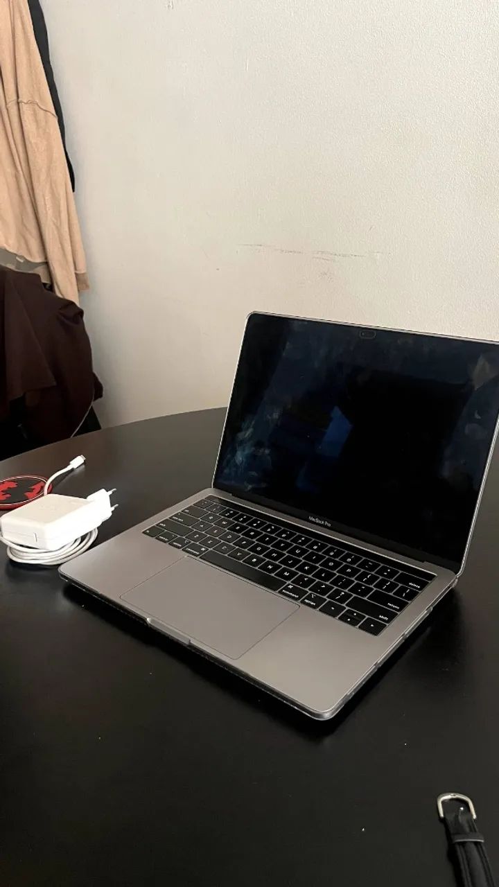 Macbook Pro Touch bar i5  - Foto 2