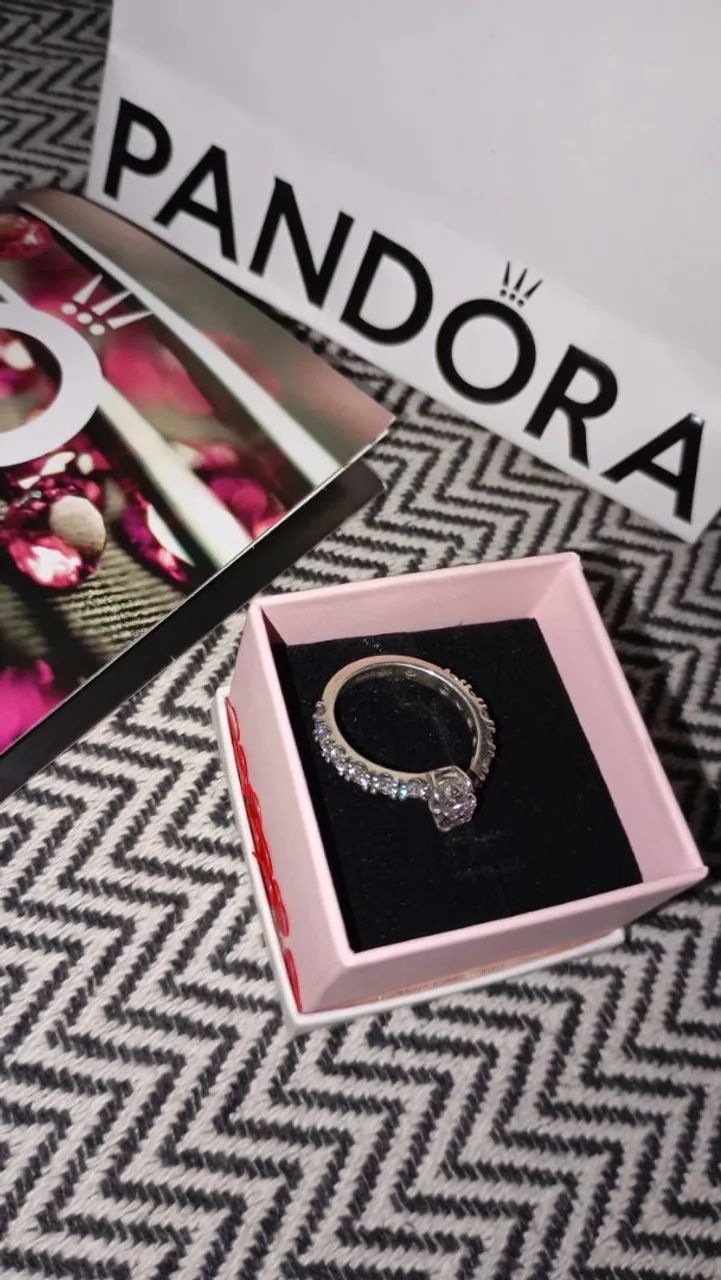 Pandora Sparkling Overlapping Band Ring - Foto 4