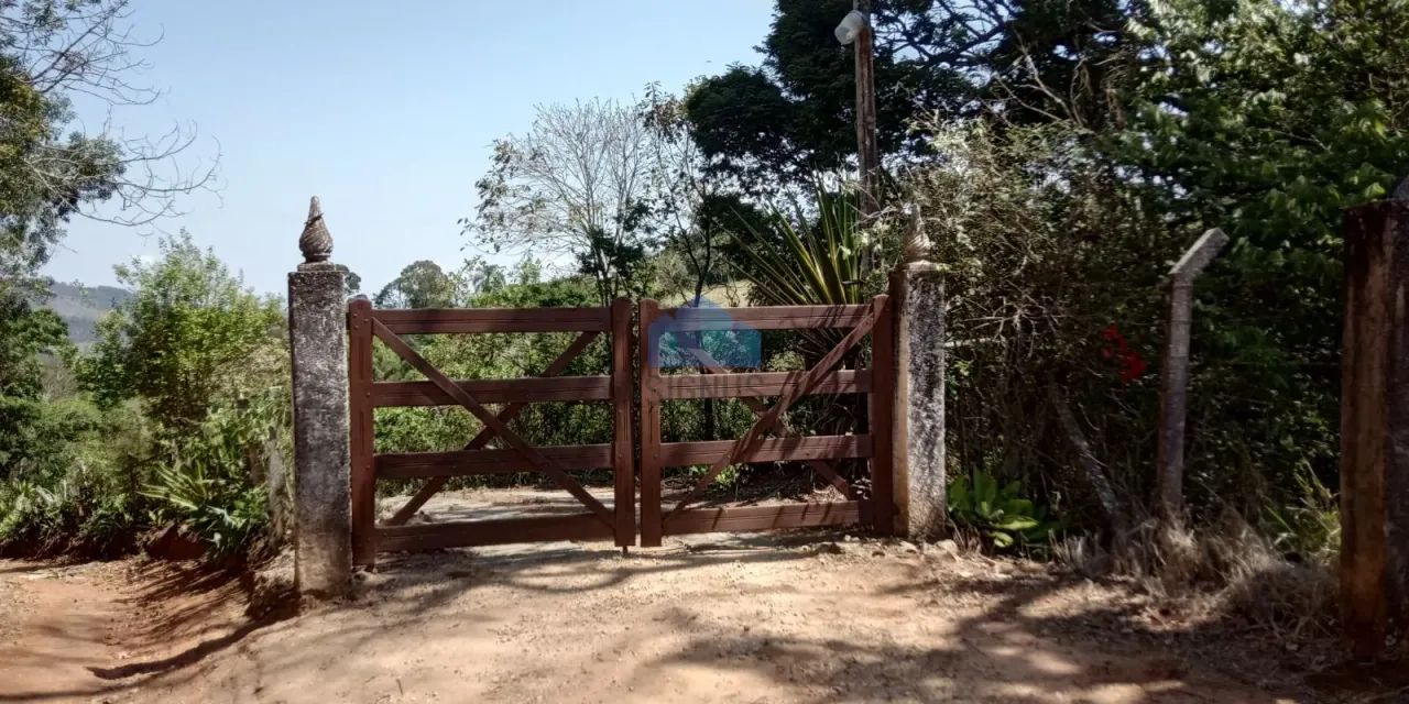 Lindo Sitio de 55000m2 Divisa Pedra Bela e Pinhalzinho - Foto 4