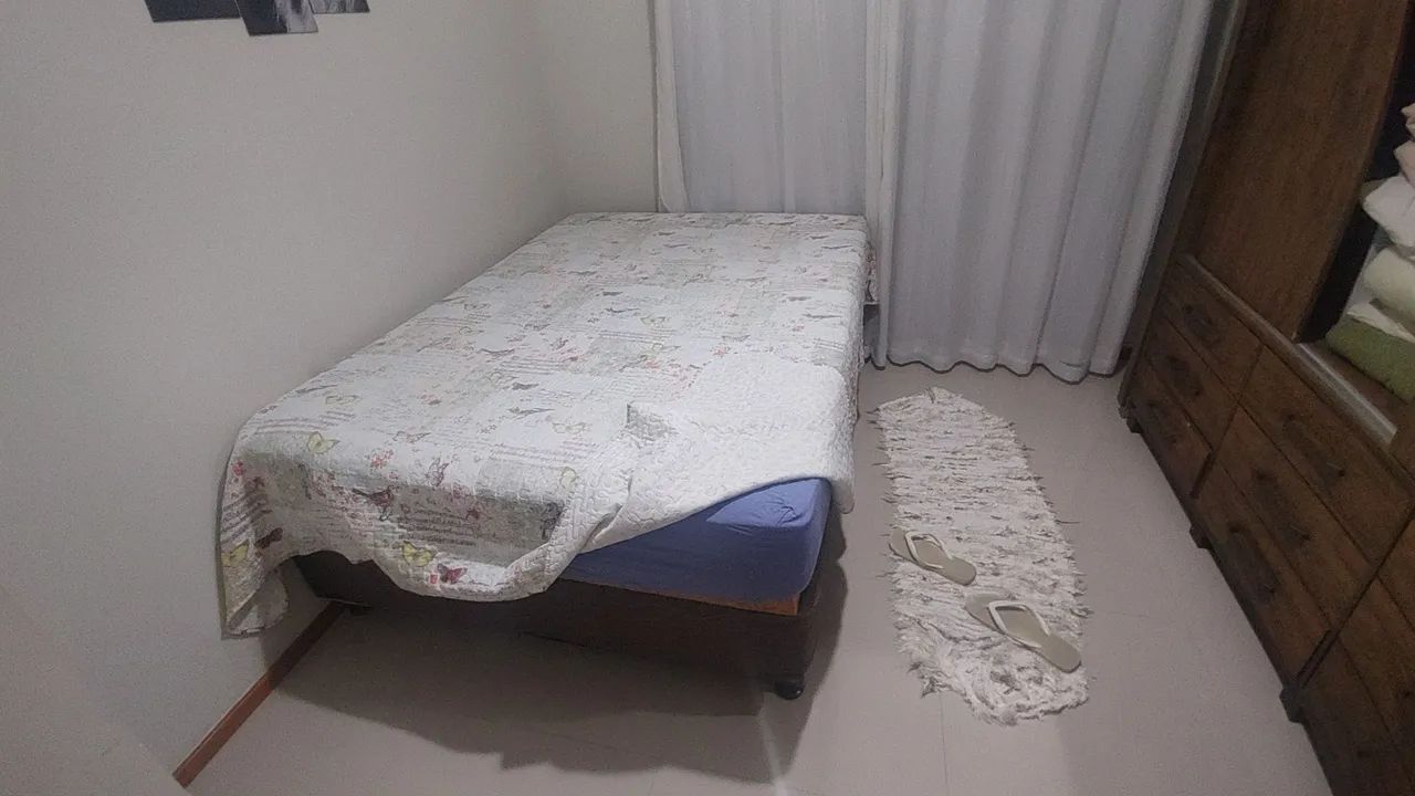 Cama Box com colchão