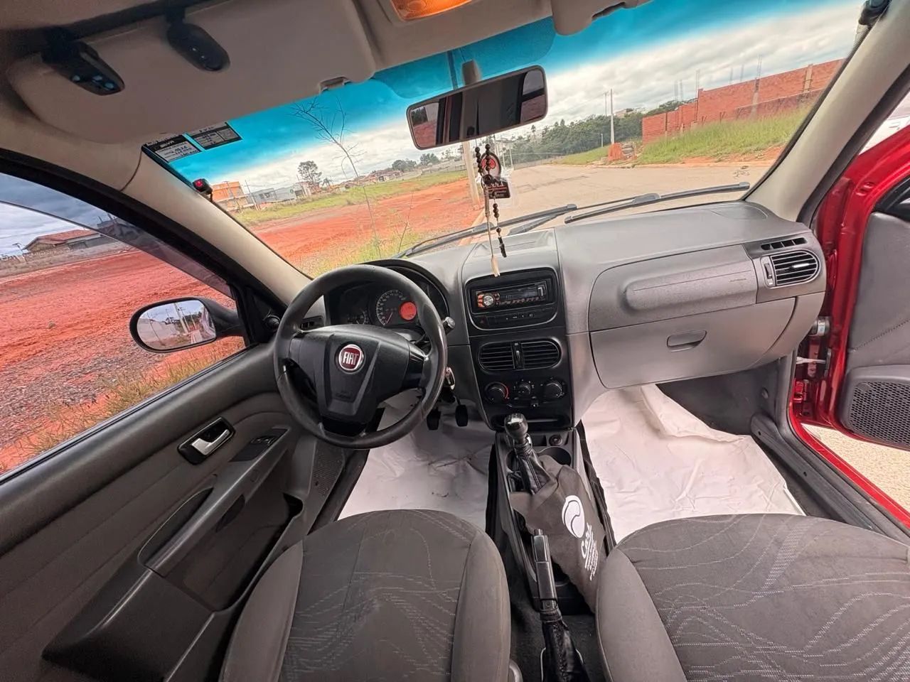 Fiat Strada Working Celeb.1.4 Fire Flex 8V CE 2014 - Foto 4
