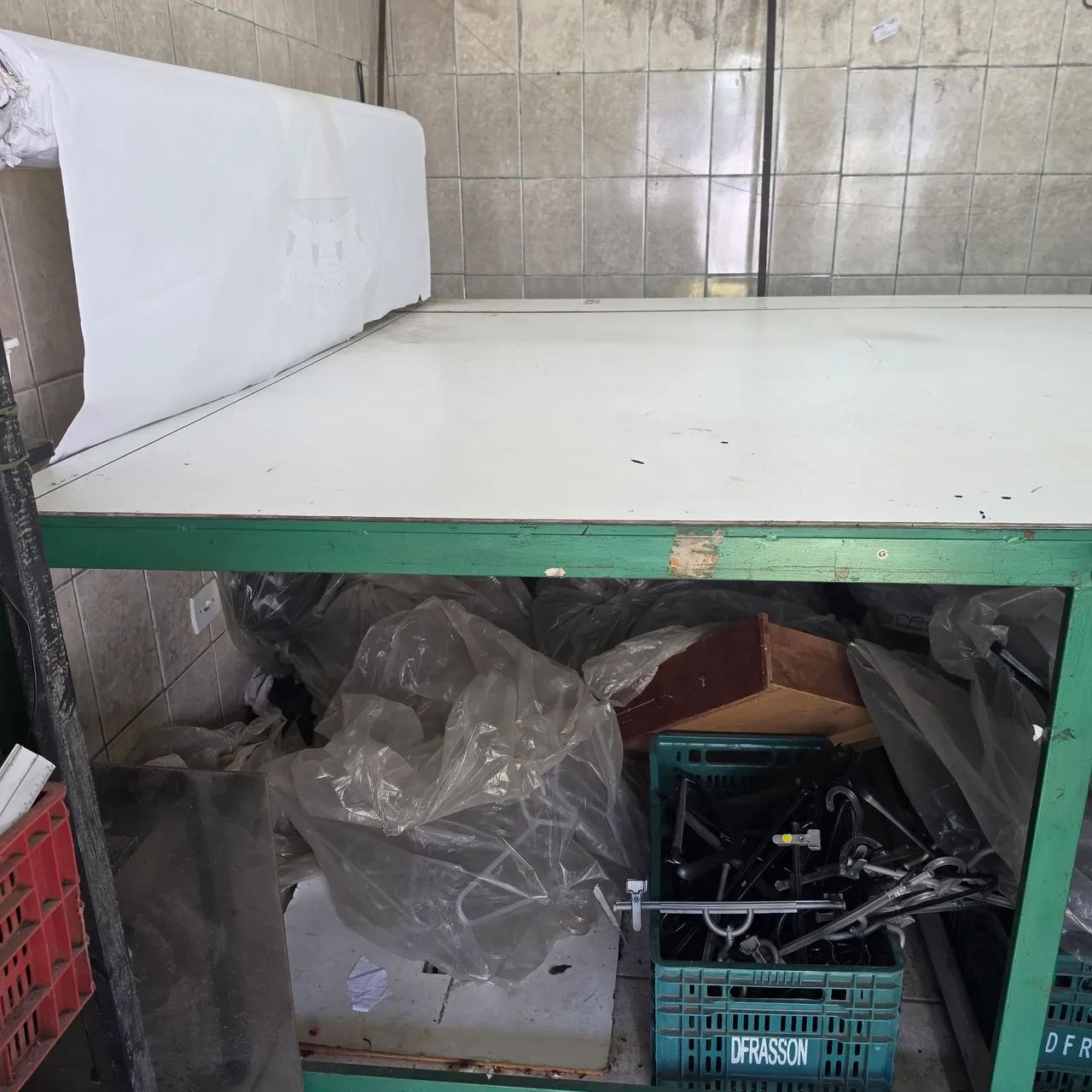Mesa de Corte Profissional de Ferro com 4 unidades Total 11 Metros  - Foto 3