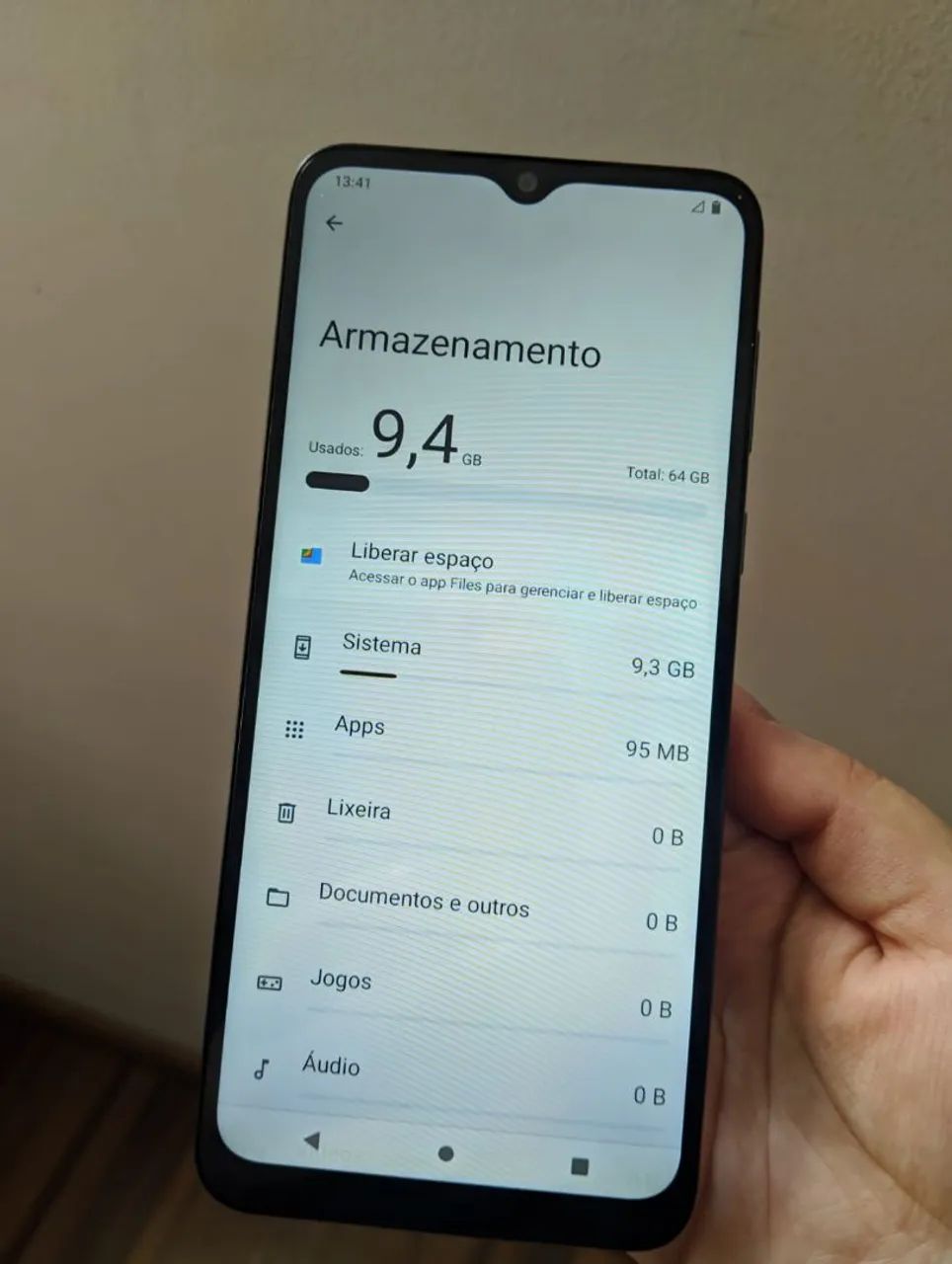 Celular Motorola Moto E13  - Foto 3